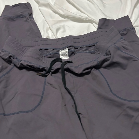 ZYIA grey cozy joggers Preworn in great condition. XXXL fit like a 14-16-18 - Picture 5 of 7